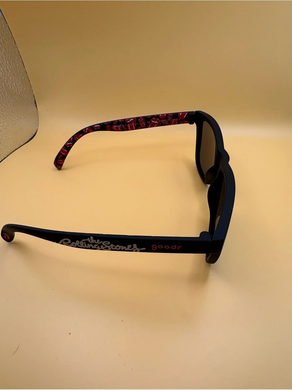 Rolling Stone Sunglasses with Red Patterned Temples with matching pouch